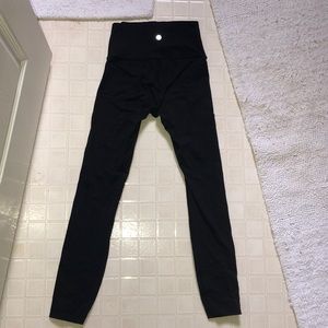 lululemon black leggings wunder under